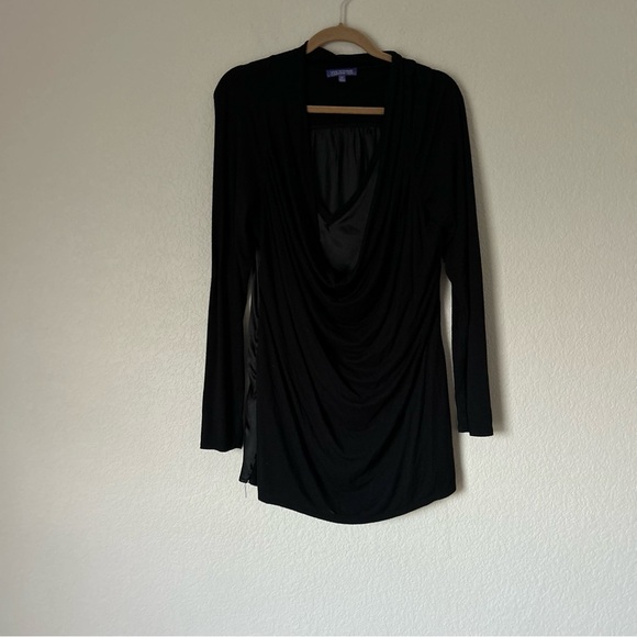 ⭐️Vivienne Tam Blouse in Black⭐️ - Picture 1 of 5